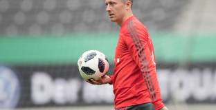  Левандовски премина прегледи преди сбора на Байерн